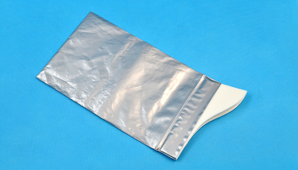  Self sealing type portable urine bag